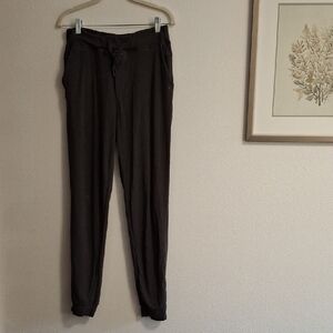 Cozy Earth Bamboo Gray Jogger Pants Size Medium